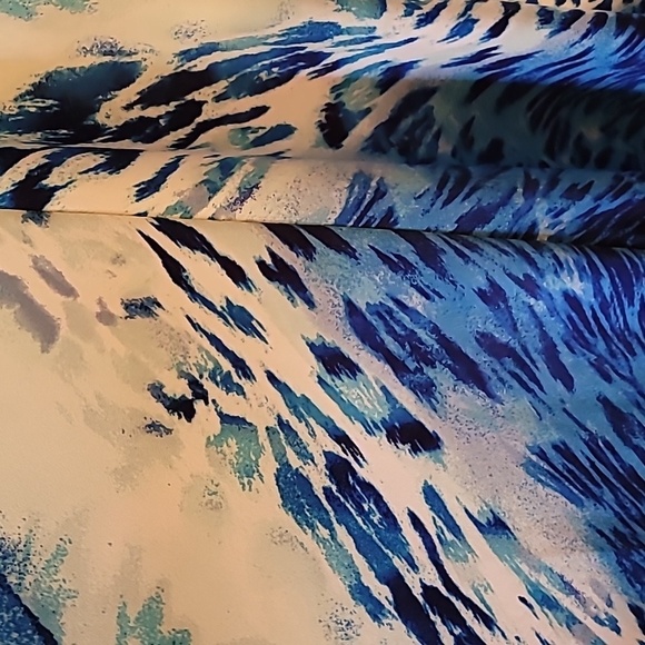 Chicos Blue & White Patterned Sleeveless Maxi Dress Handkercheif Hem - 2 Large - Picture 5 of 6